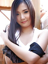 Asian Babe, Lolita Cheng